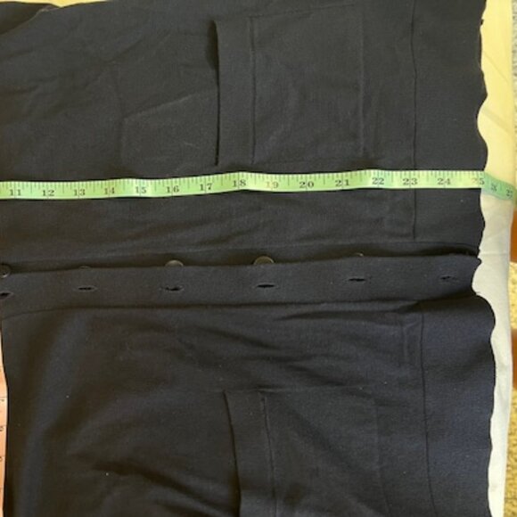 Pendleton V-neck Cardigan Sweater. Size L. Navy Blue. Silk. Excellent condition. - Picture 6 of 8